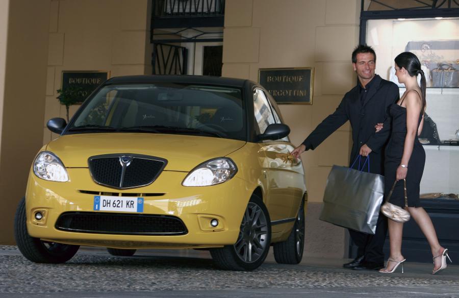  Lancia Ypsilon Sport by MomoDesign (843) 2007 года  (фото 11 из 69)